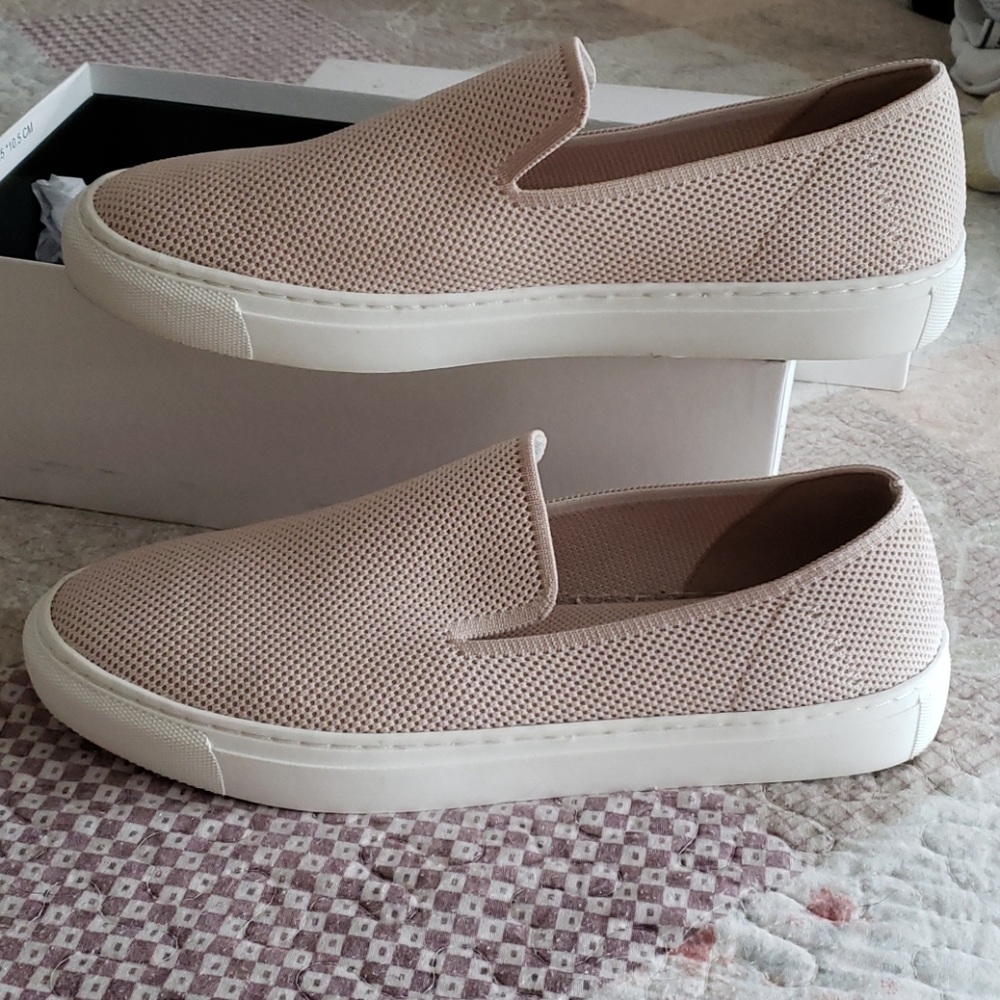 Women's Steve Madden Slip on Blush Shoes Size 9.5 New in Box - Picture 6 of 9